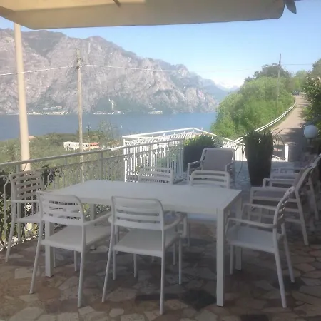 Arianna Panoramic Malcesine