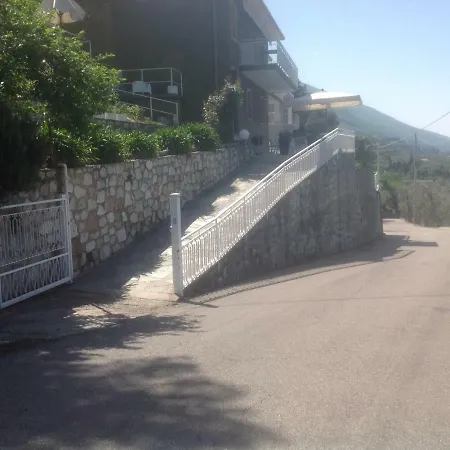 Arianna Panoramic Apartamento