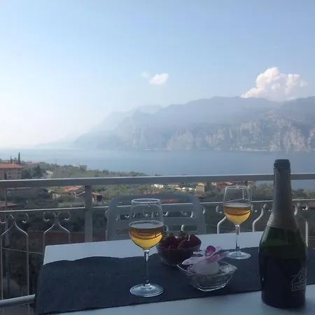 Apartment Arianna Panoramic Malcesine