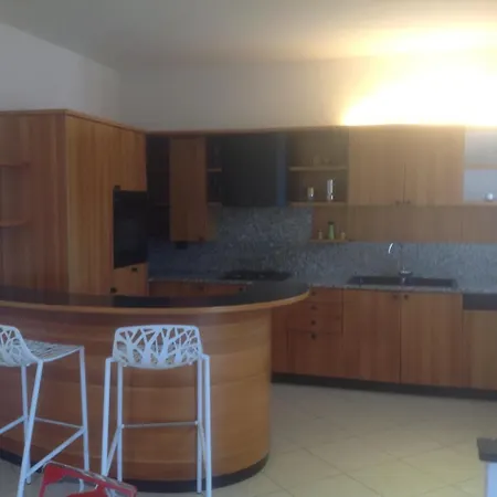 Arianna Panoramic Apartman *