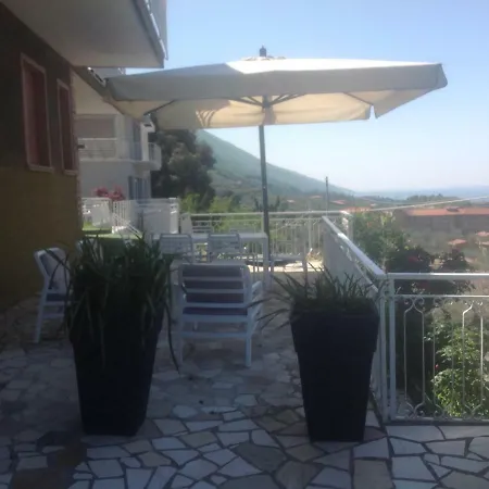 Arianna Panoramic Apartment *