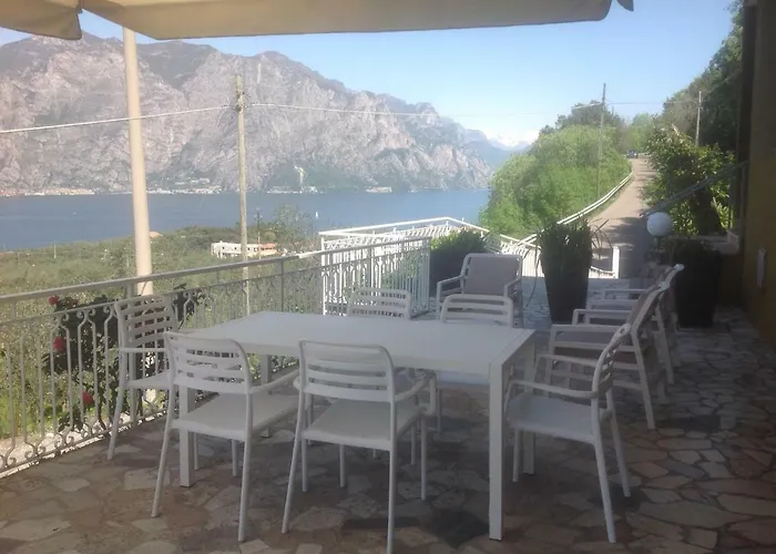 Arianna Panoramic Malcesine