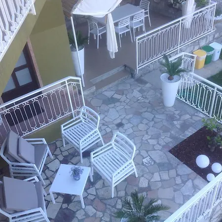 Arianna Panoramic Daire Malcesine